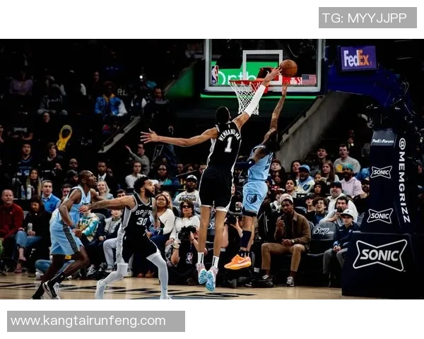 2014年NBA季后赛马刺与小牛第六场激战回顾与精彩瞬间分析