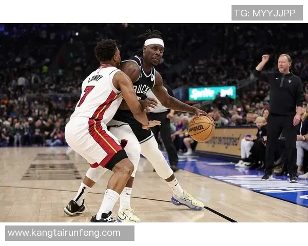 热火与雄鹿首场对决精彩回放分析与赛后点评全景呈现